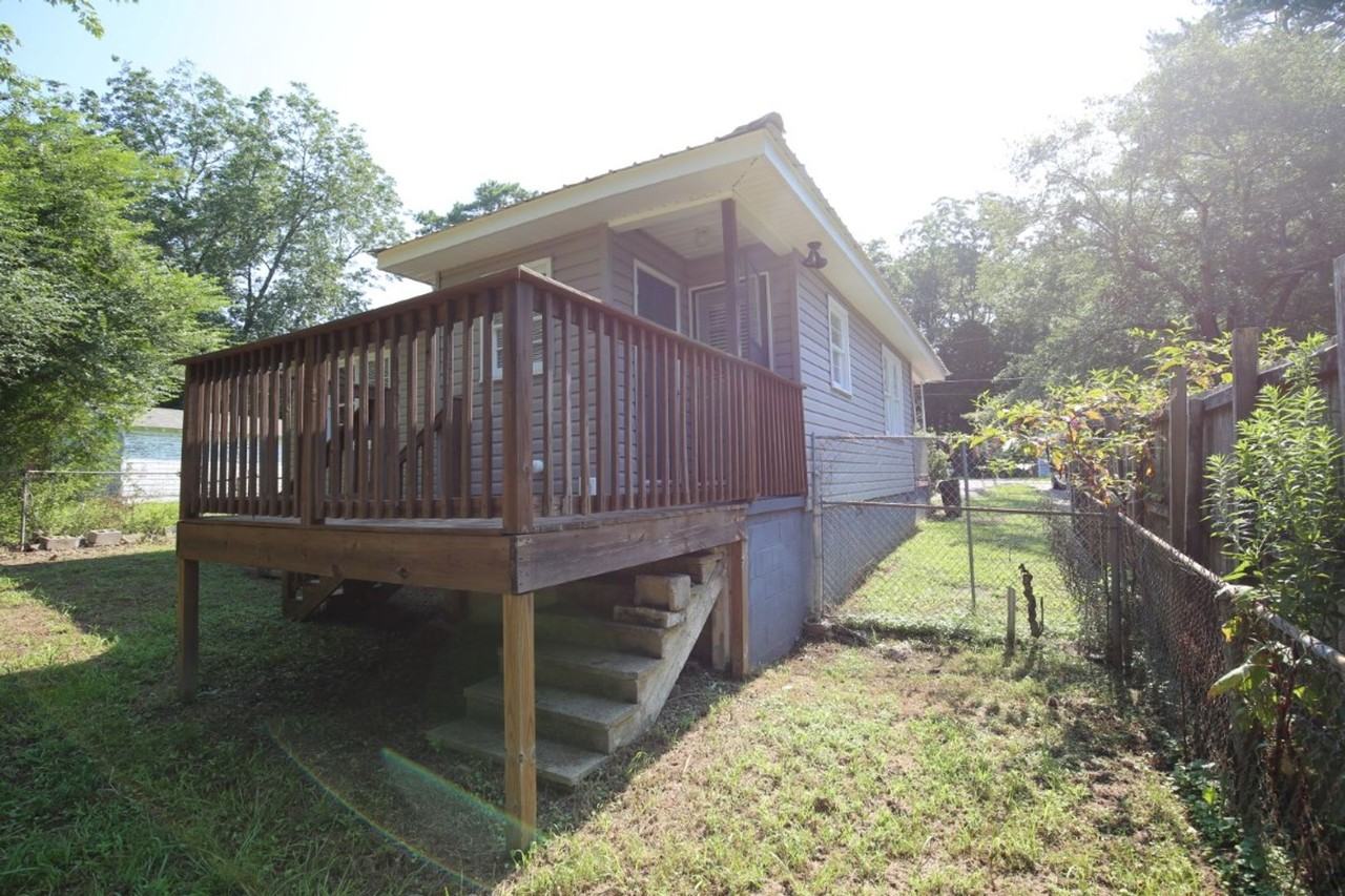 103 Louis Ave - Photo 6 of 23