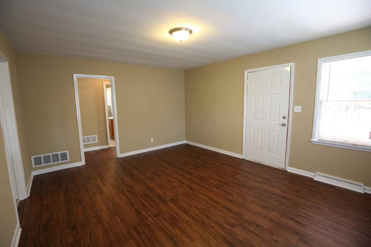 103 Louis Ave - Photo 7 of 23