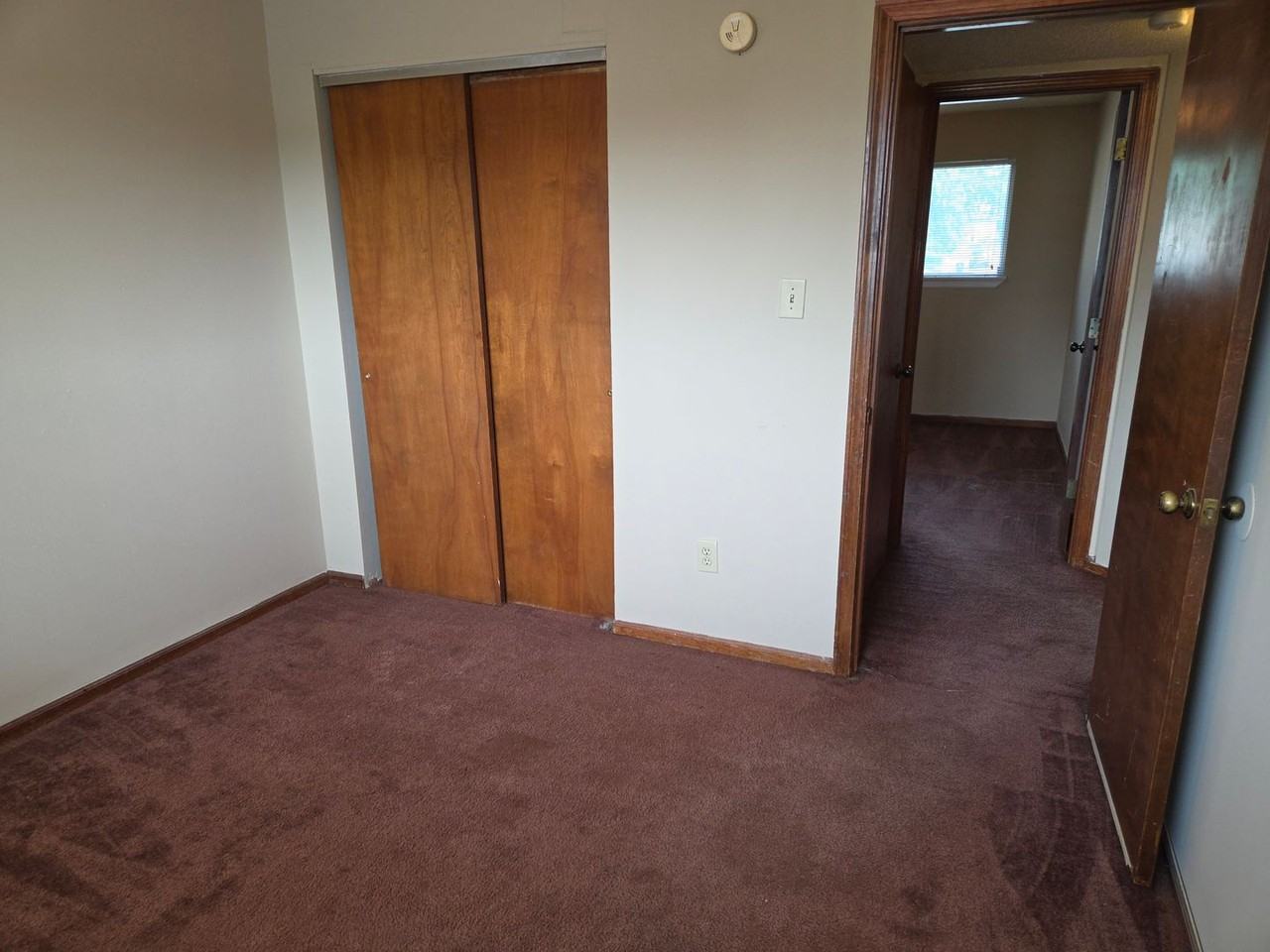 922 W Texas Ave - Photo 7 of 11