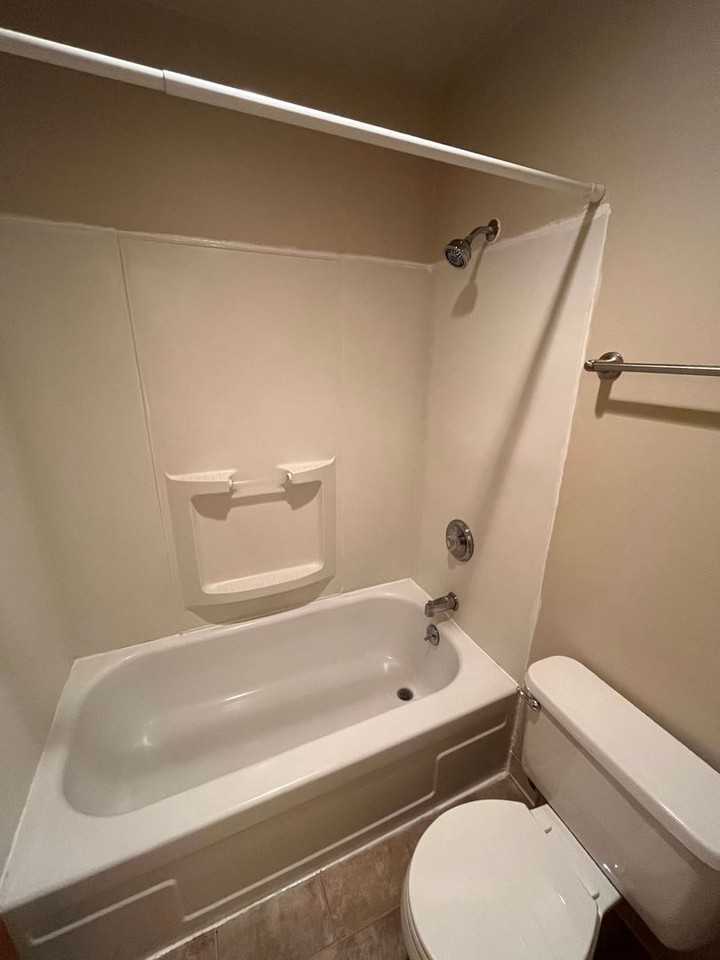 613 Sw 9th St #5 - Photo 7 of 10