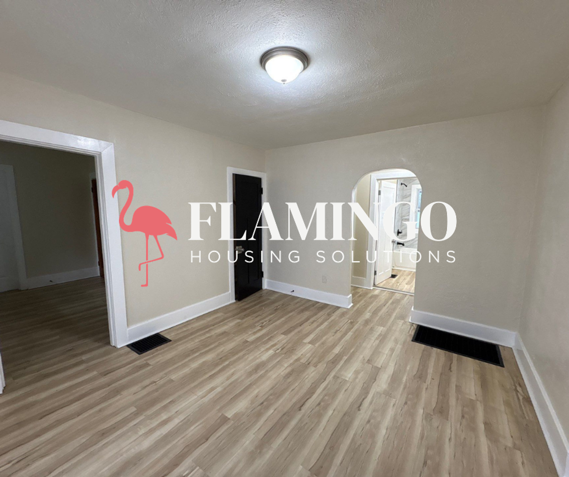 329 Westwood Ave - Photo 5 of 16