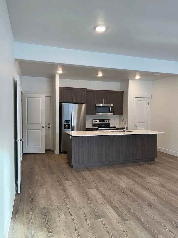 Summerfield Townhomes - Photo 3 of 32