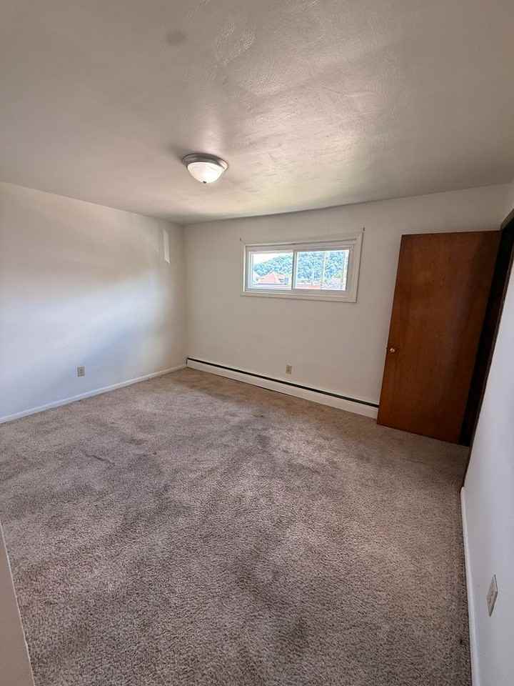 459 E 7th Ave - Photo 4 of 10
