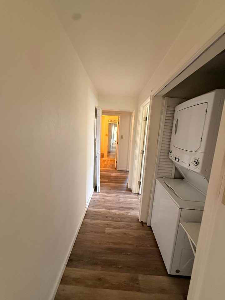 700 E 9th Ave - Photo 6 of 10