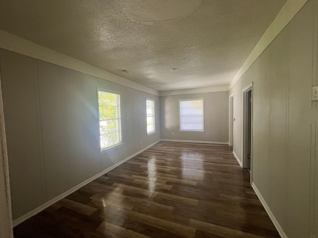 1812 S Martin St - Photo 2 of 17