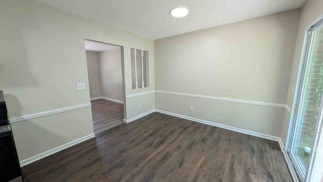 418 Murphys Ln - Photo 4 of 15