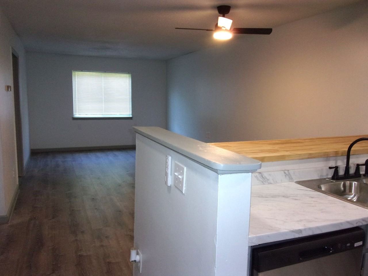 1673 Eagles Pl #102C - Photo 2 of 13