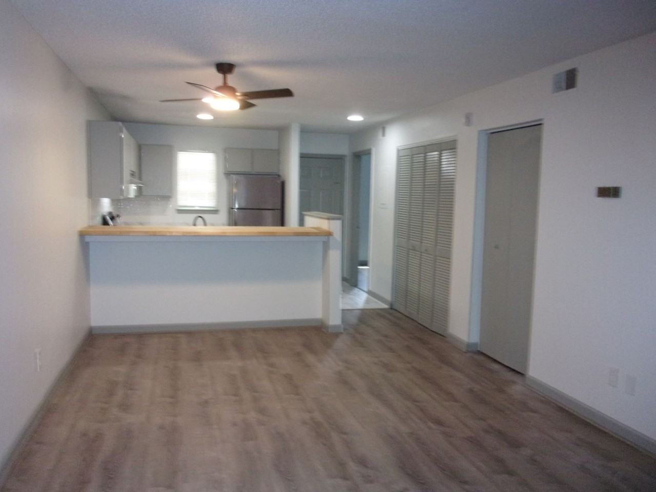 1673 Eagles Pl #102C - Photo 5 of 13