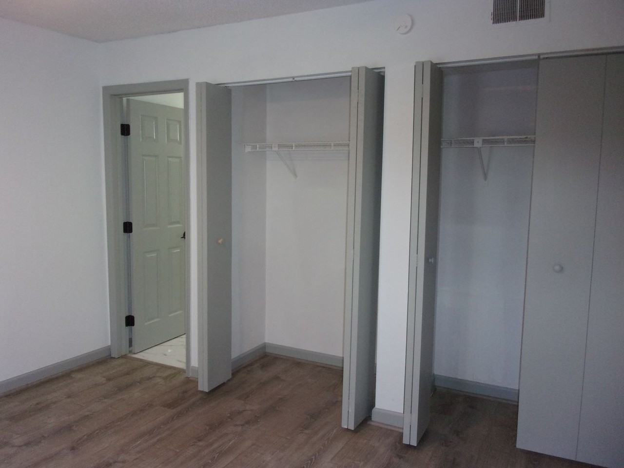 1673 Eagles Pl #102C - Photo 6 of 13