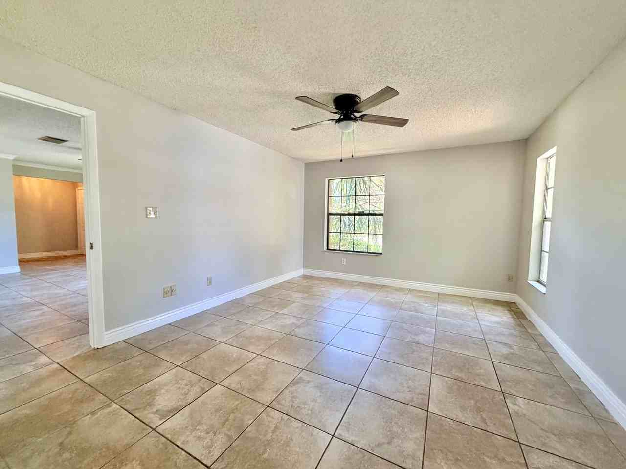 9237 Baton Rouge Dr - Photo 7 of 20