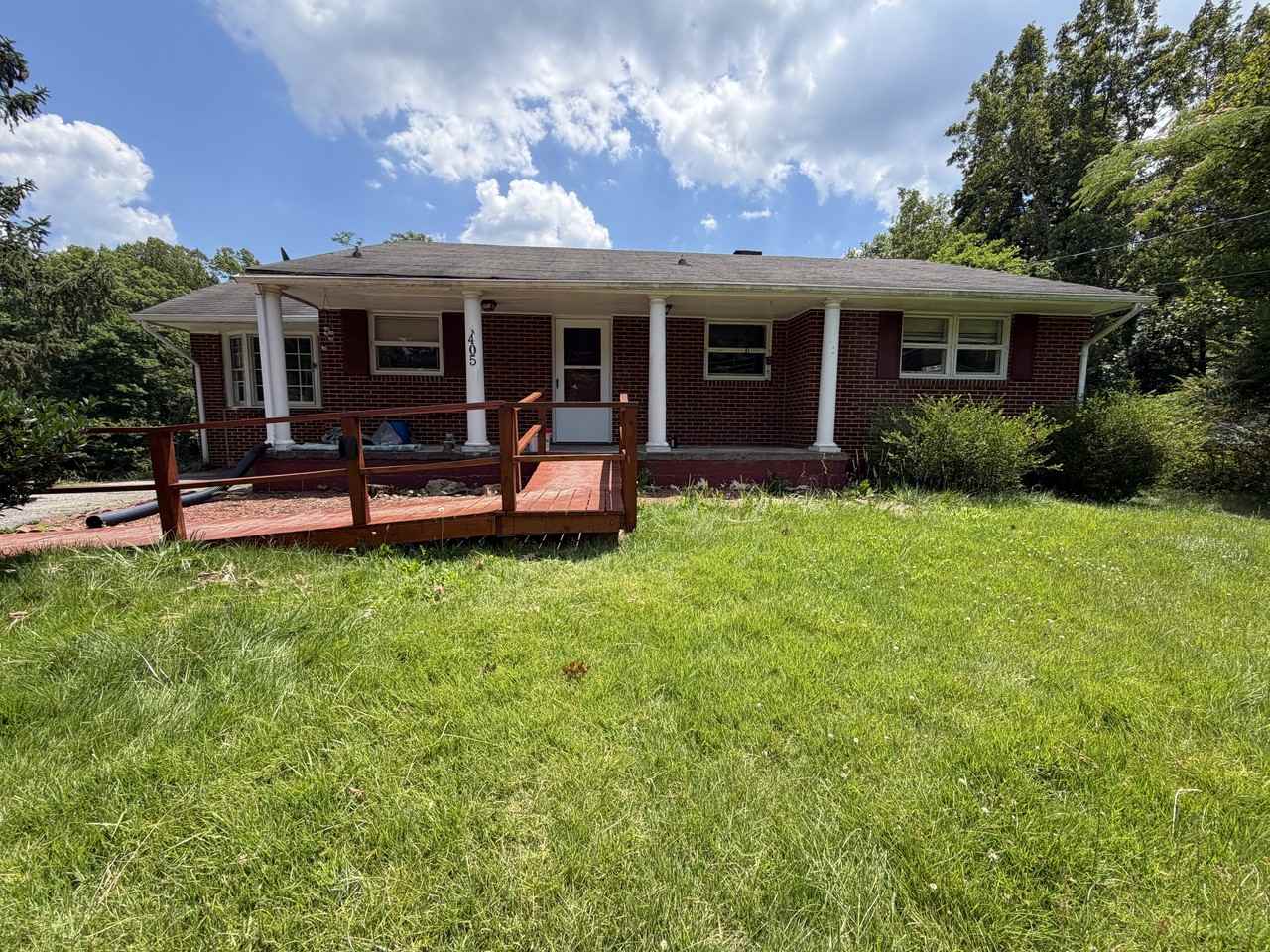 405 Winesap Rd #1 - Photo 3 of 6