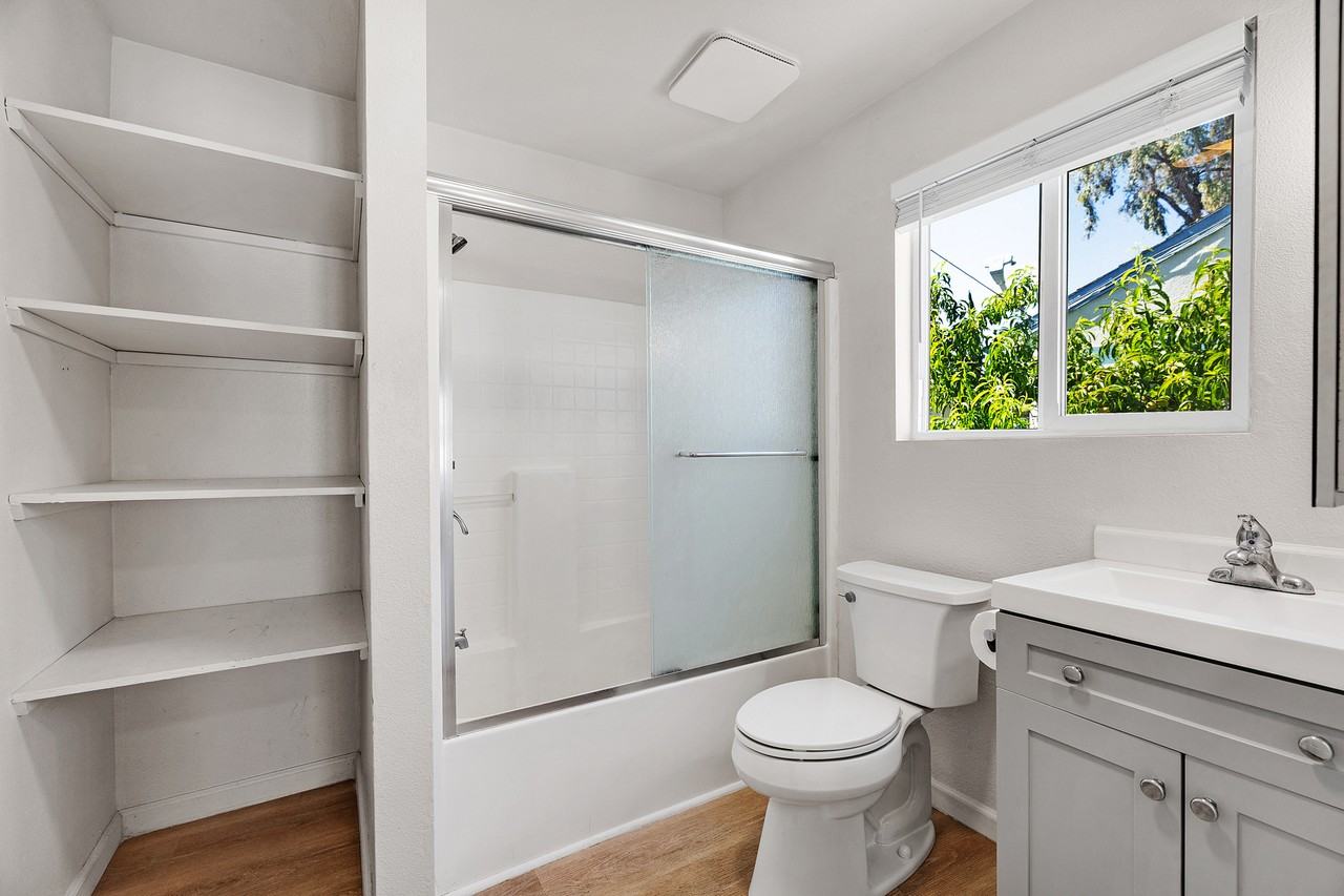 4067 Vineyard Ave #5 - Photo 5 of 8