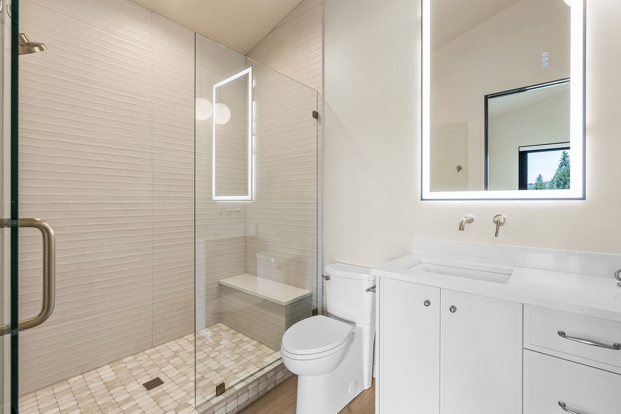 315 Nw Riverside Blvd #3