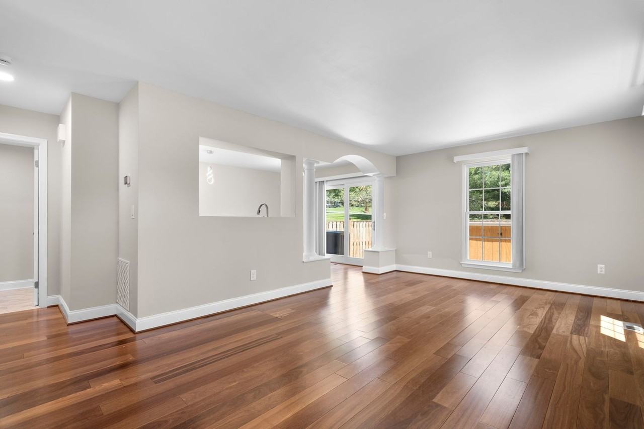 19306 Sandy Lake Dr - Photo 5 of 34