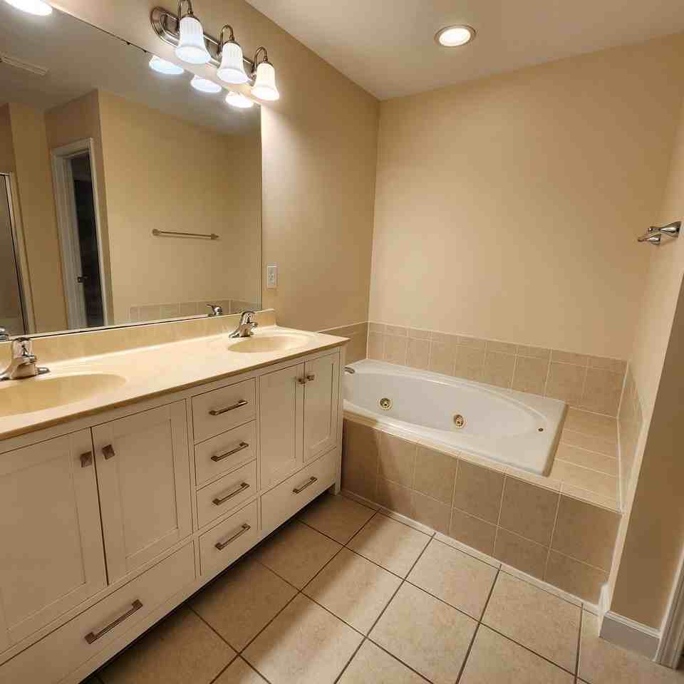 6004 Kohler Ln - Photo 5 of 28
