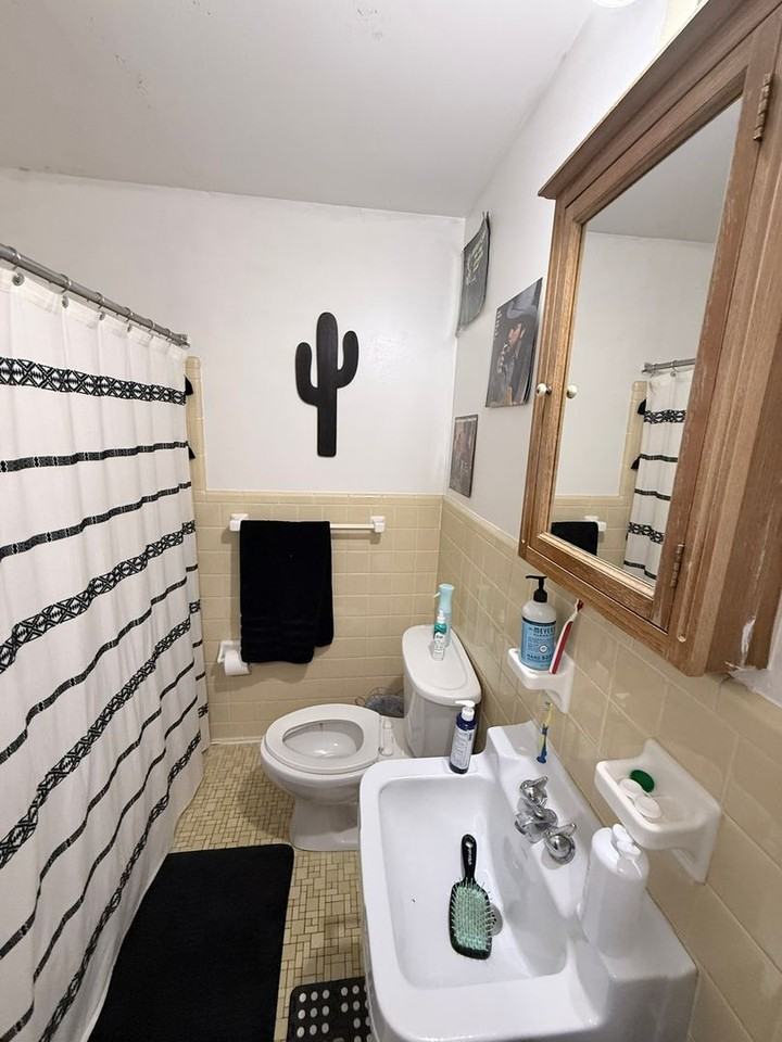 245 Milledge Hts - Photo 6 of 9