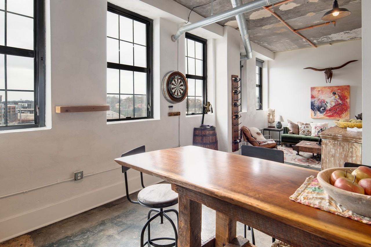116 Gay St - Photo 4 of 22