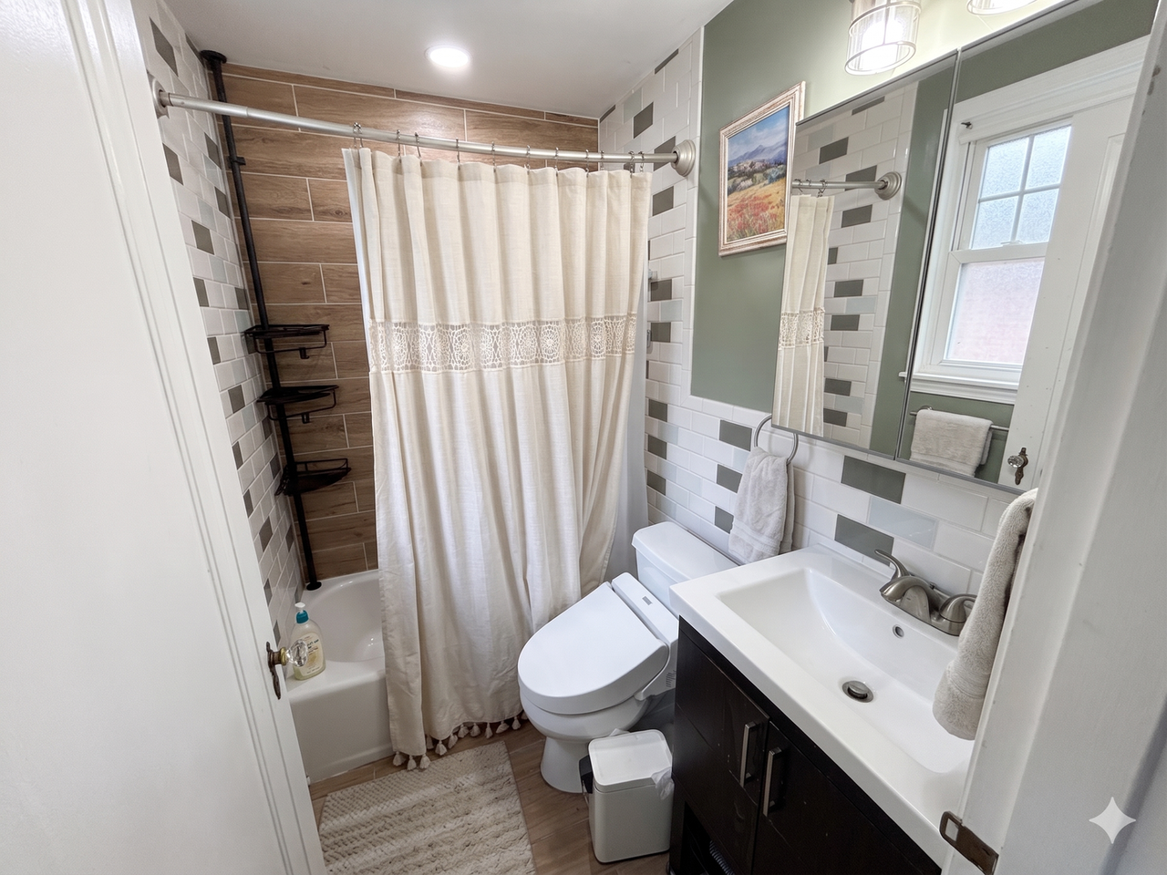 1458 N Euclid Ave - Photo 7 of 10