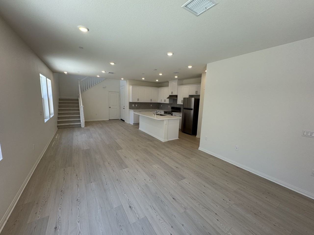 15993 Alamo Ct - Photo 6 of 27