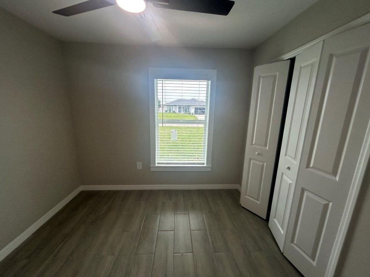 1312 Ne 1st St - Photo 7 of 11