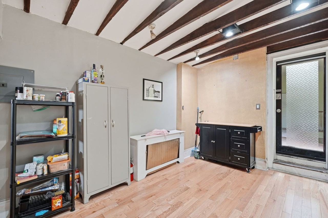 1425 Wisconsin Ave Nw #1 - Photo 4 of 24
