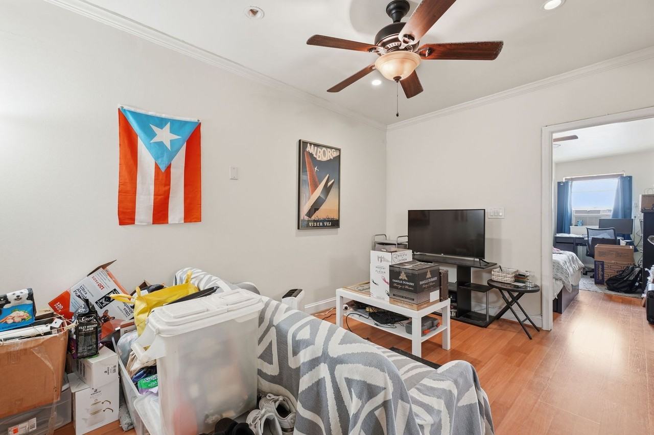 1425 Wisconsin Ave Nw #1 - Photo 7 of 24