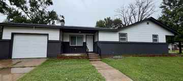 featured image of 1755 S Greenwood Ave