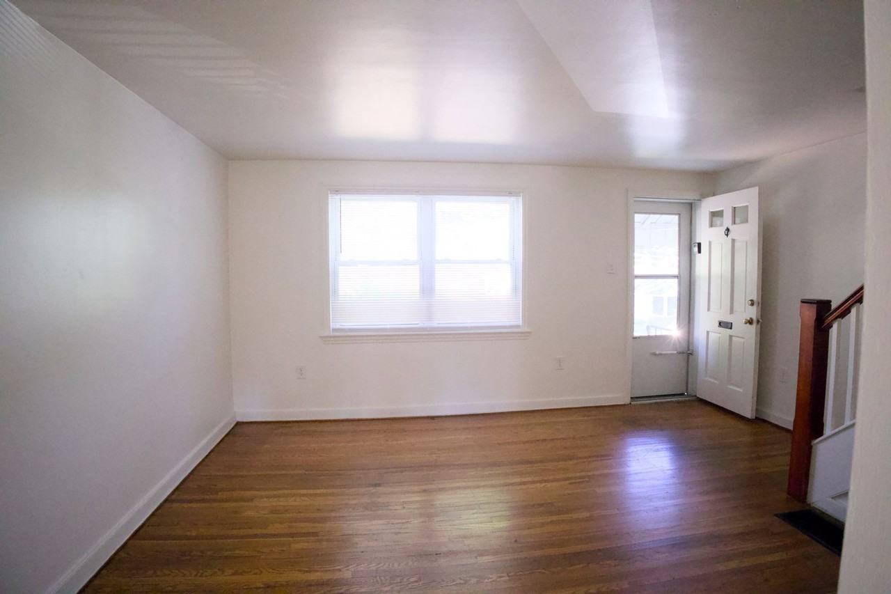834 Wabank St - Photo 6 of 19
