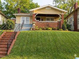 featured image of 1114 7th Ave W
