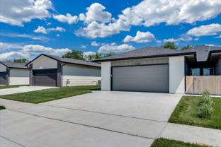 2704-100 Zulu St - Photo 1 of 1