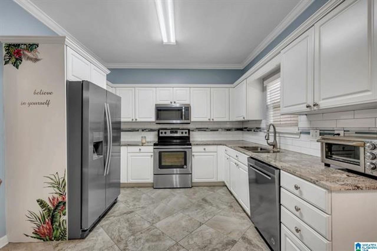 3025 English Oaks Cir - Photo 4 of 9