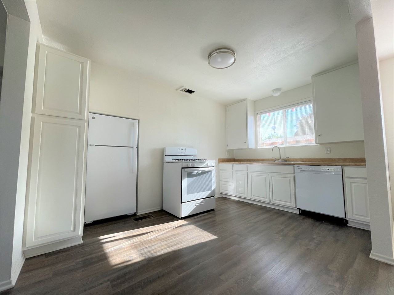 3133 W Telegraph Rd - Photo 5 of 21