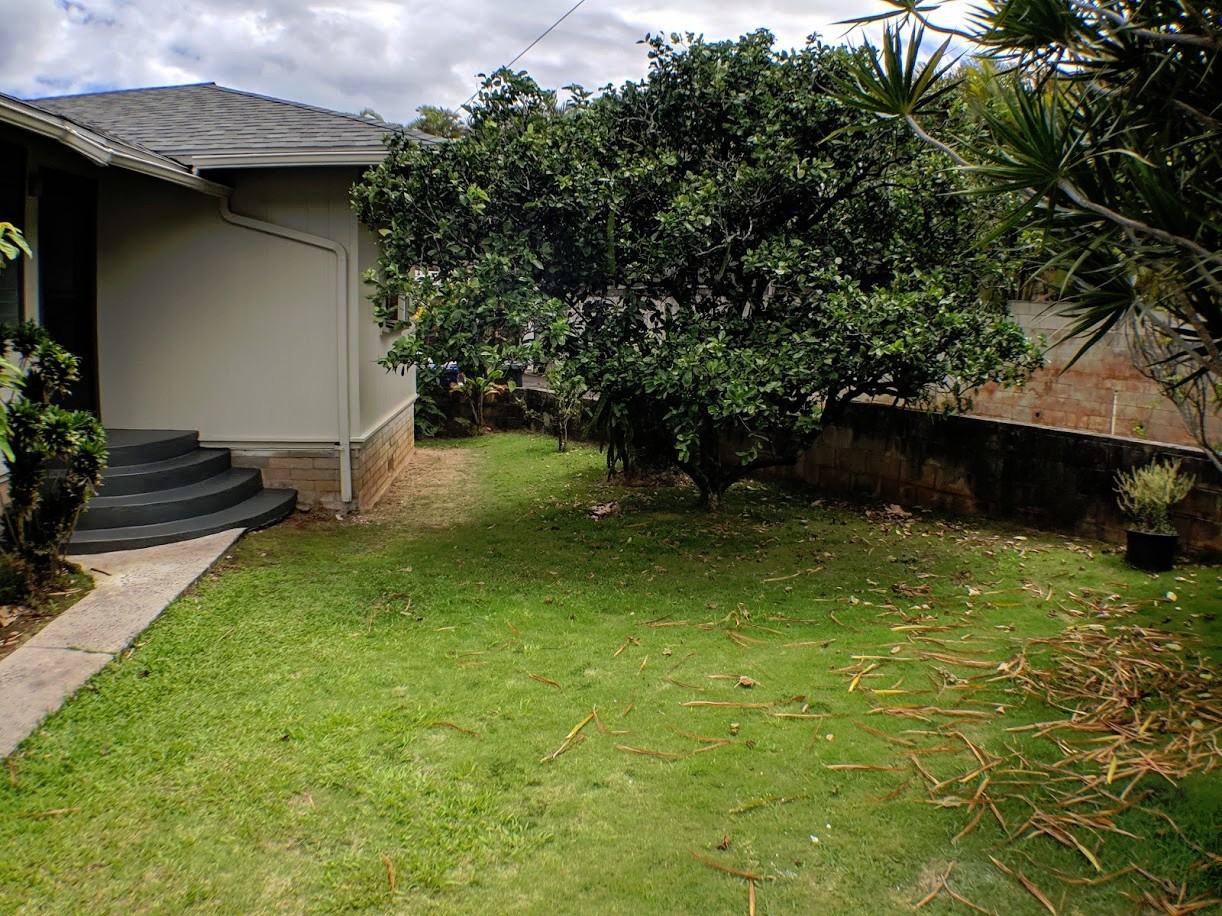 55 Akamu Pl - Photo 3 of 46