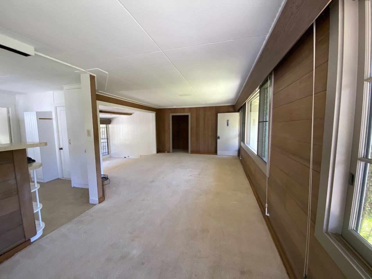 55 Akamu Pl - Photo 7 of 46