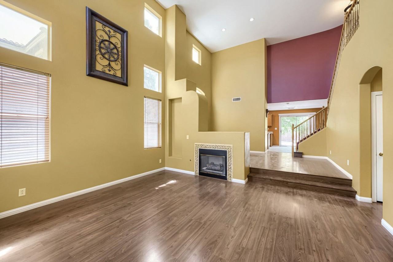 10381 Sleeping Sun Ct - Photo 3 of 23