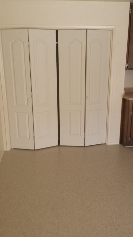 Single Story Apartment Homes in Shafter - Photo 3 of 25