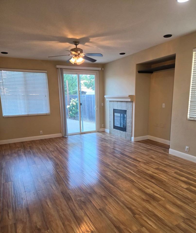 10140 Van Brocklin Way - Photo 3 of 16