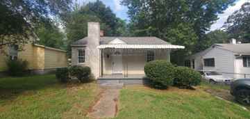 featured image of 2705 Ludwig St