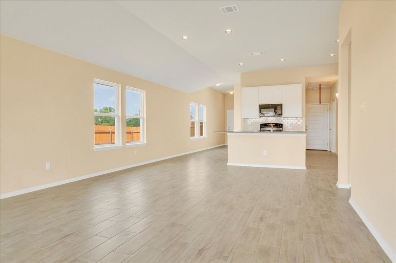 100 Four Star Dr - Photo 6 of 20