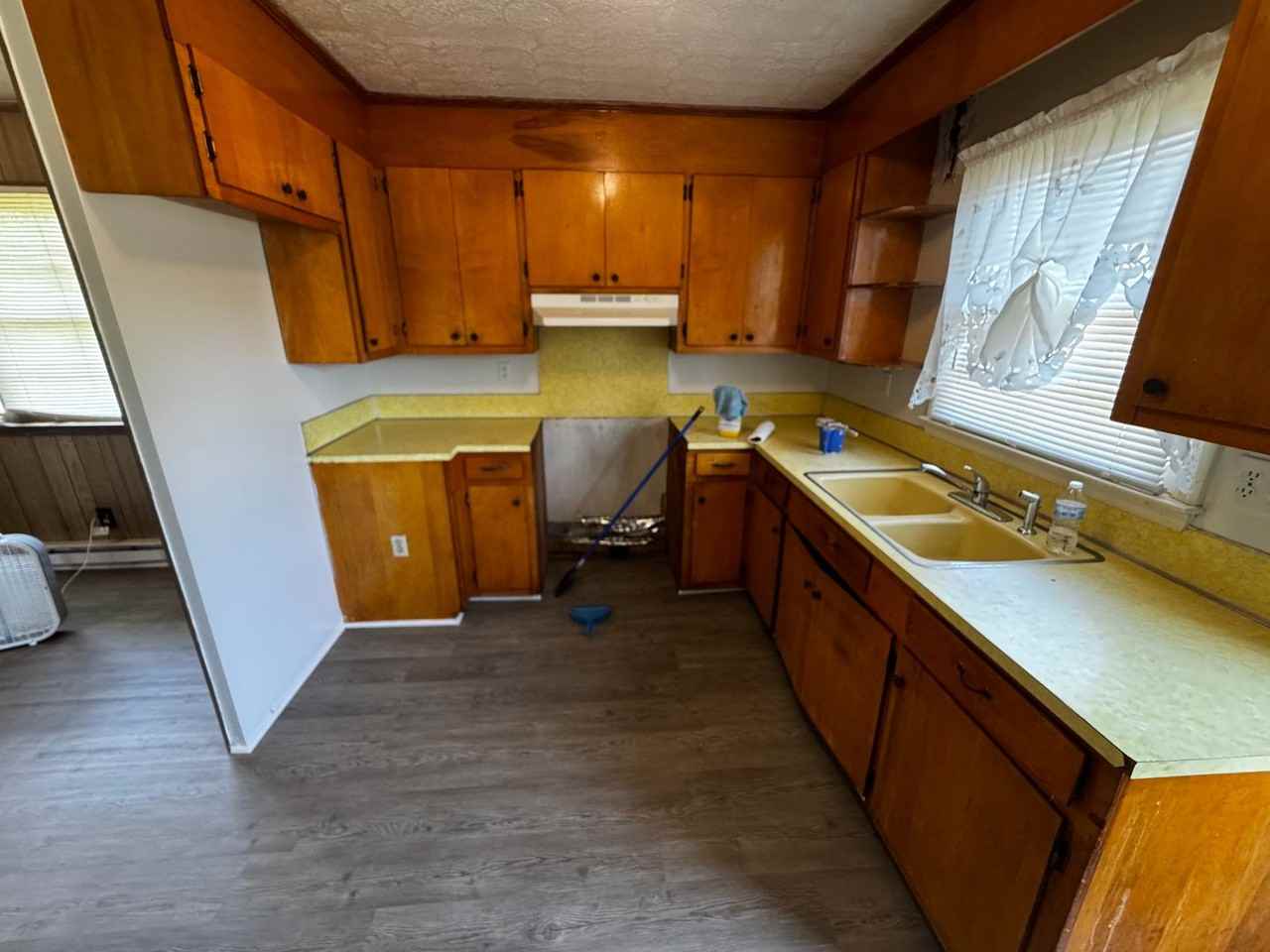 1705 Windover Rd - Photo 3 of 14