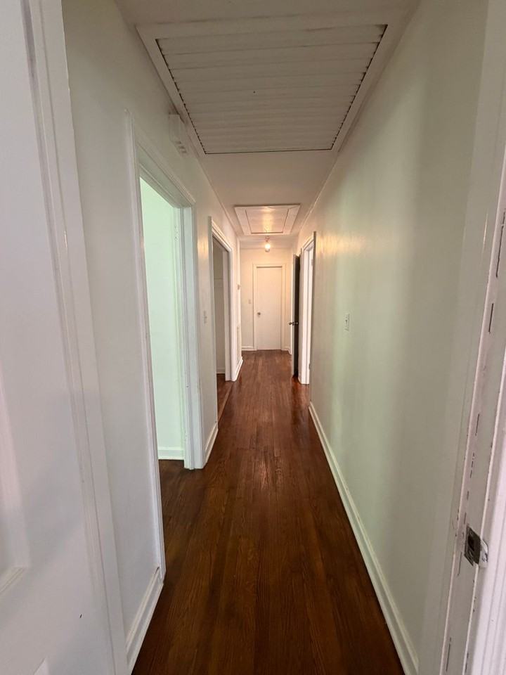1332 Champaign Ave - Photo 3 of 12