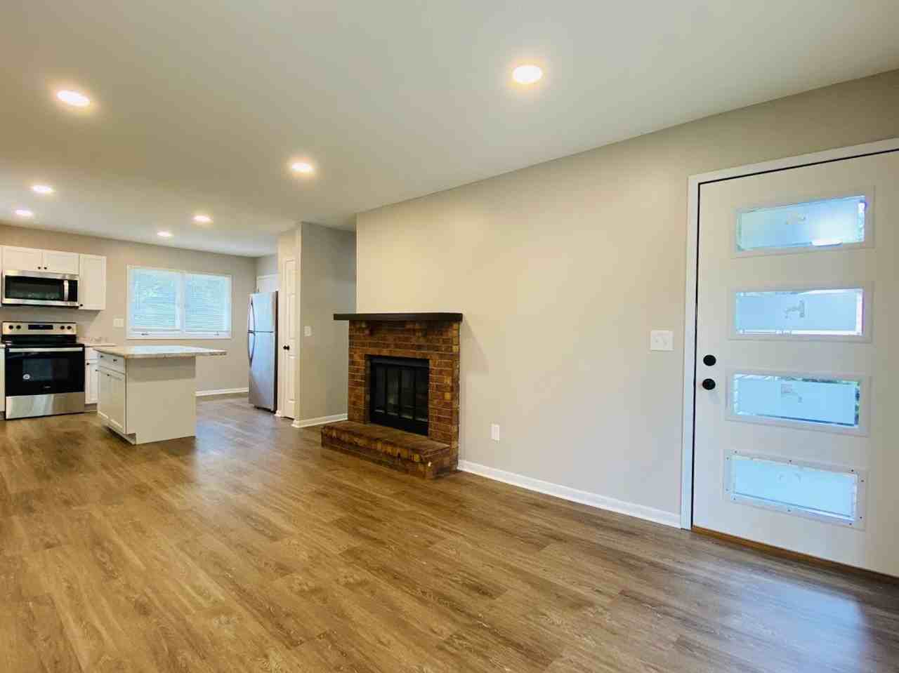 712 Nw Linden St - Photo 3 of 19