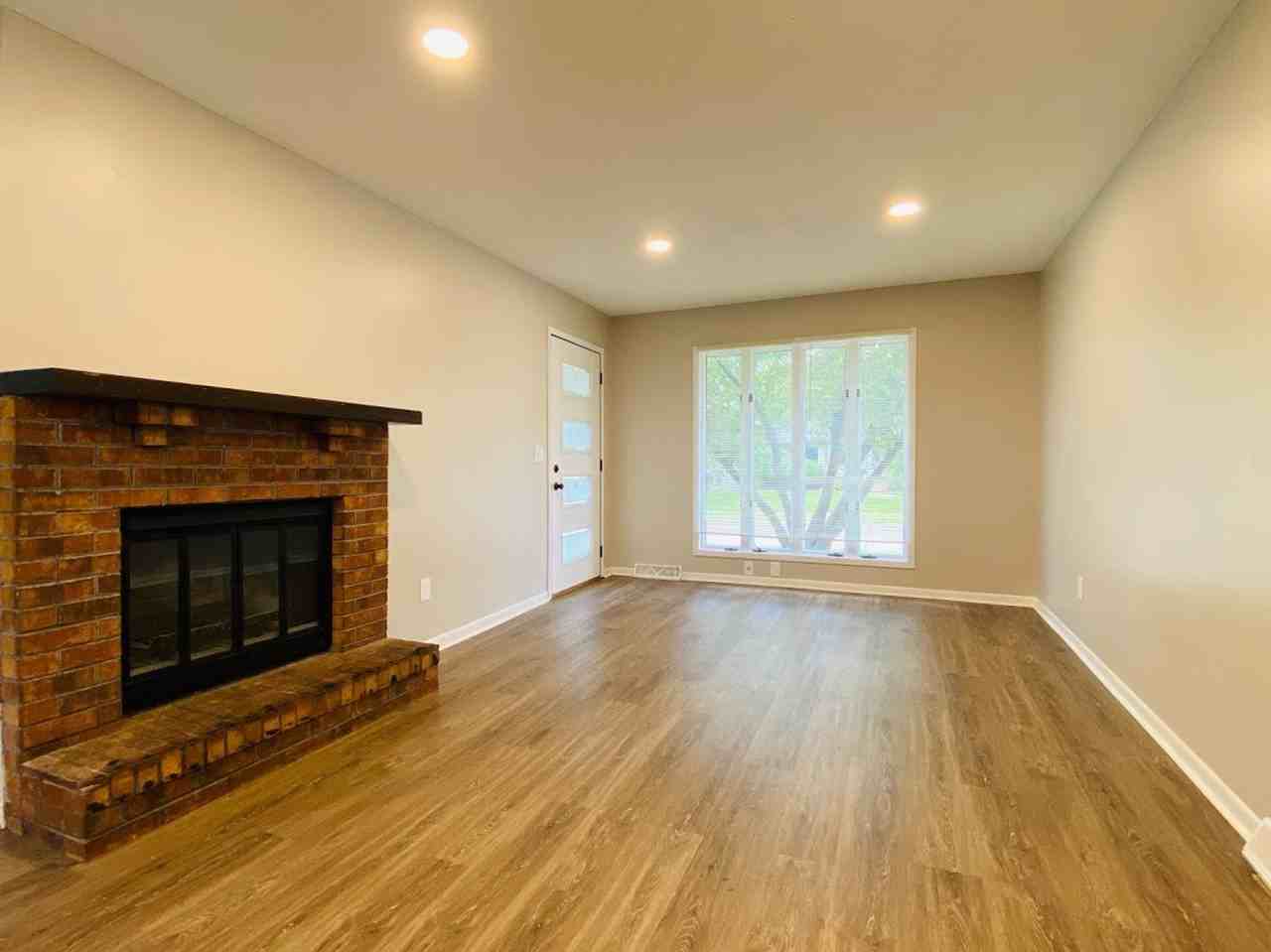 712 Nw Linden St - Photo 5 of 19