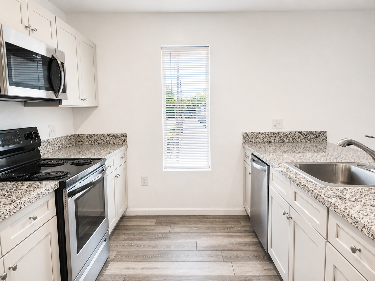 401 Linden Street - Photo 4 of 19
