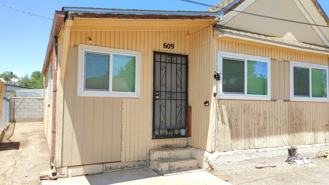 609 Pacific Ave Se - Photo 1 of 1