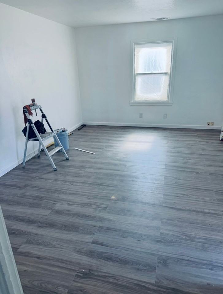 112 W Howard Ave - Photo 4 of 4