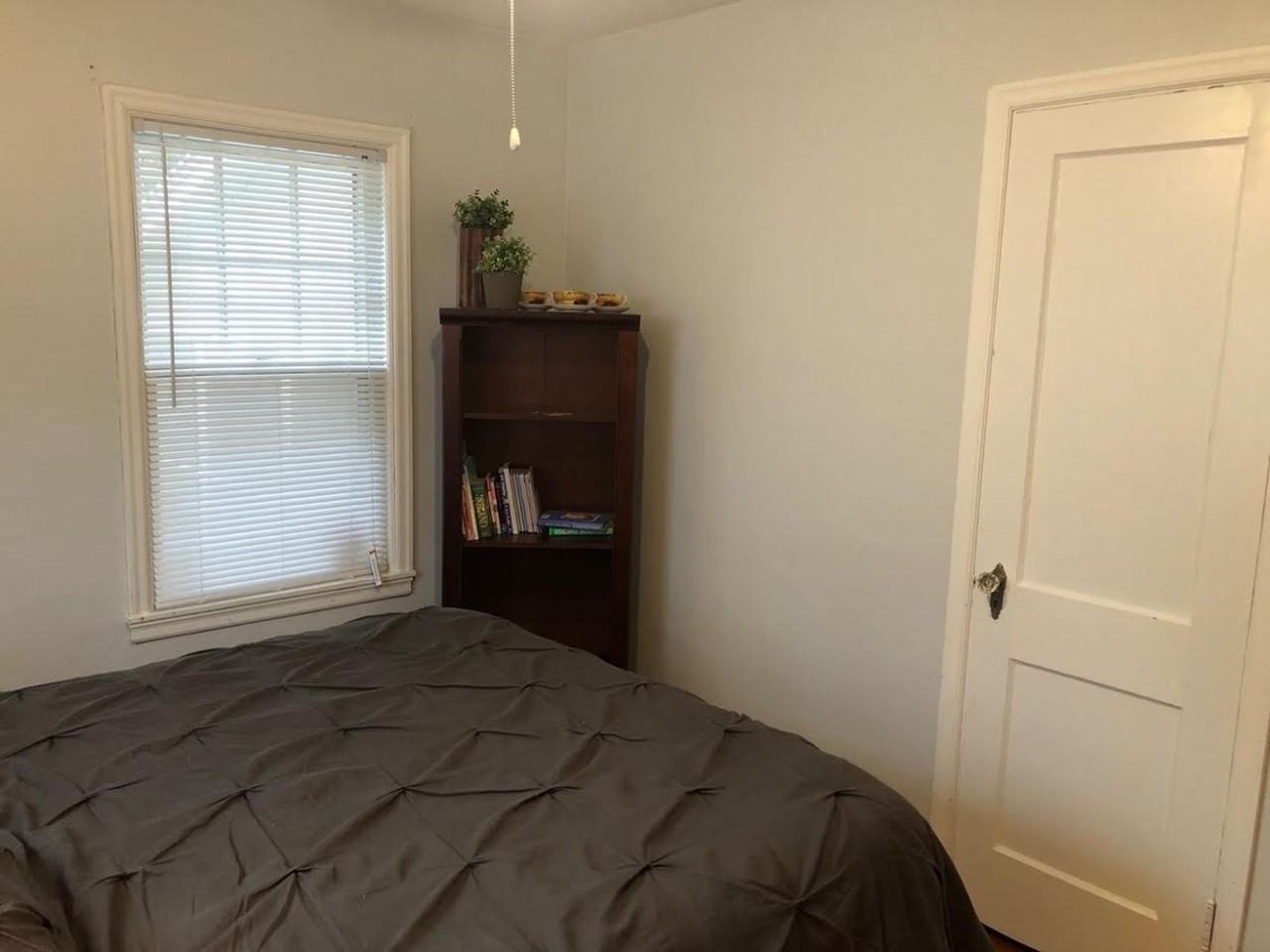 125 S Hazel Ave - Photo 4 of 12