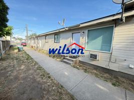 featured image of 406 N 8th St