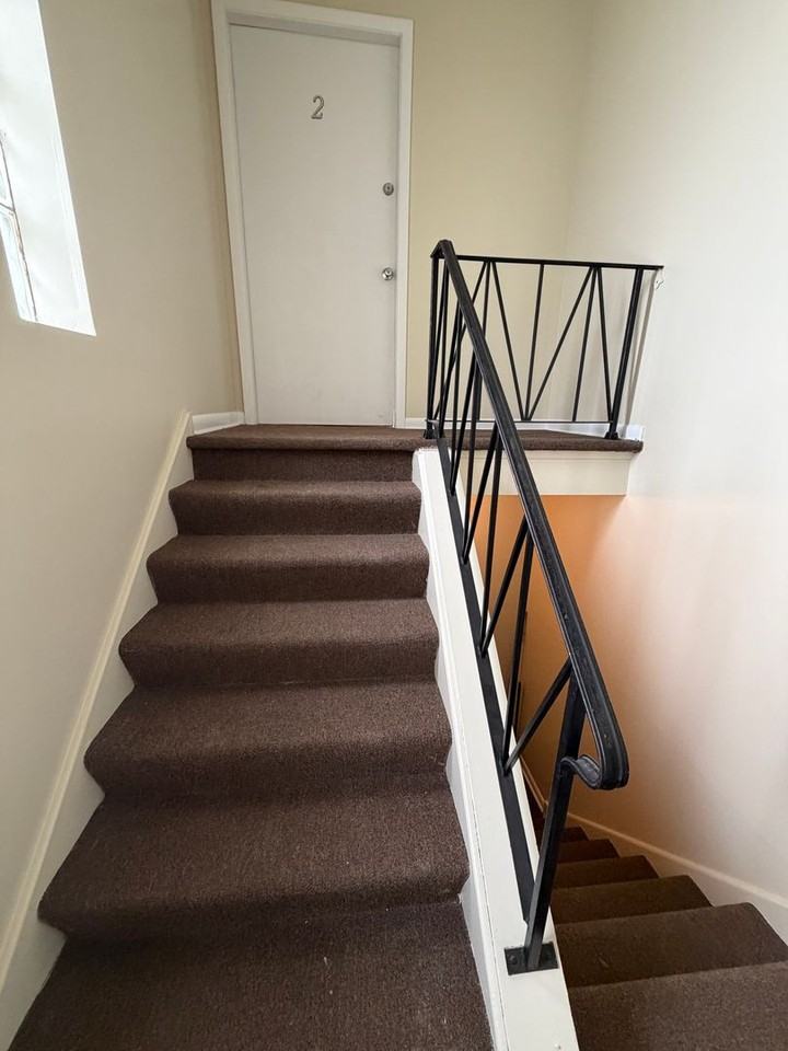 14045 S Atlantic Ave - Photo 2 of 21