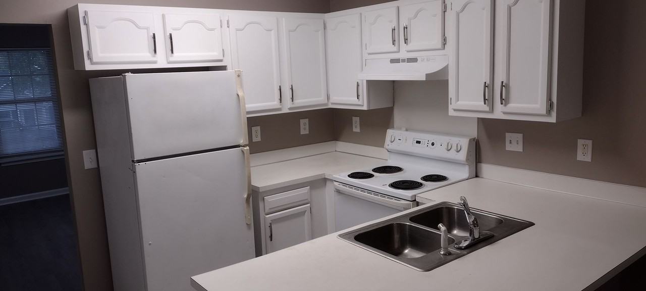 1623 Dendy Ln - Photo 5 of 14